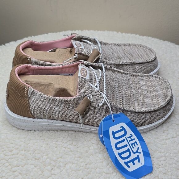 NWT Hey Dude Wendy Sport Mesh Wide Walnut Size 8D - Picture 2 of 8